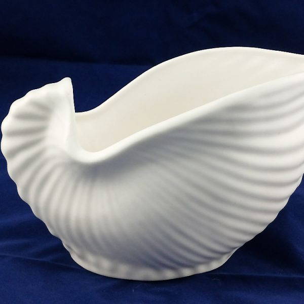 Crown Lynn Ranfurly Vase, ivory. Made by Crown Lynn Kiwi.