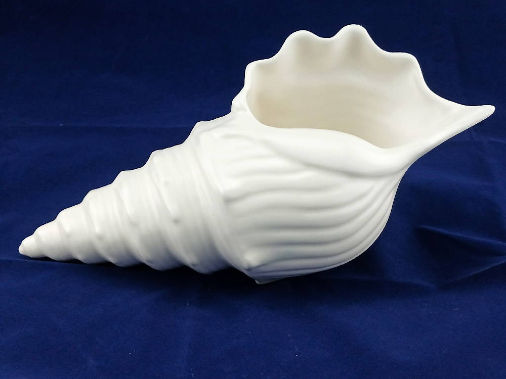 Crown Lynn Brussels Vase – Conch Shell, ivory Crown Lynn Brussels Vase – Conch Shell, ivory. Made by Crown Lynn Kiwi.